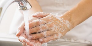 woman-washing-hands