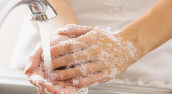 woman-washing-hands